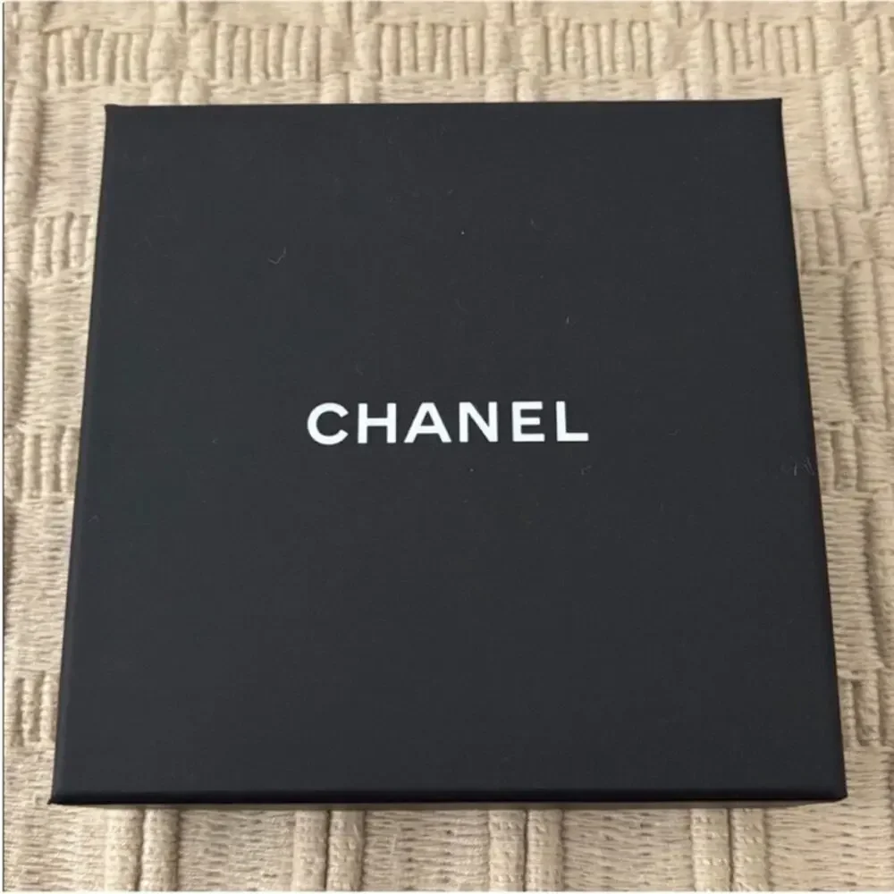 CHANEL Pearl & Denim Blue CC Heart Bracelet